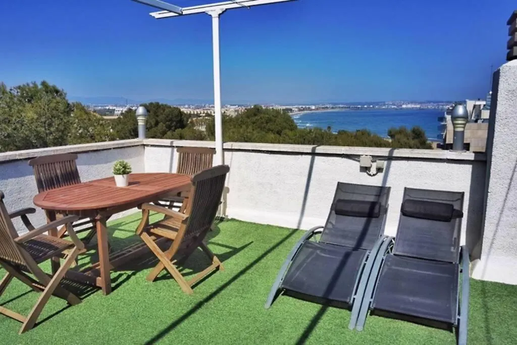Barbacoa + Vistas Al Mar + Playa + Piscina. Apartment Salou